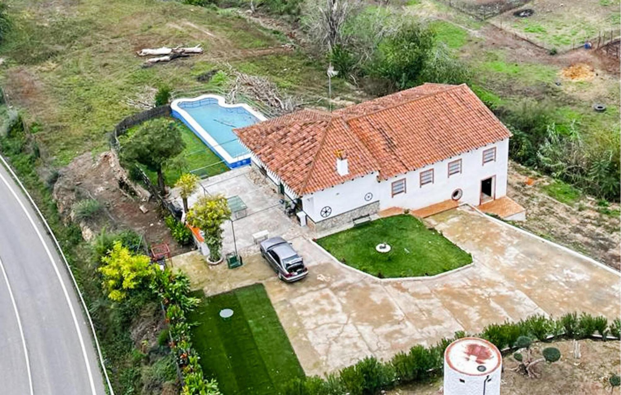 6 Bedroom Amazing Home In La Puebla De Los Infan La Puebla de los Infantes Extérieur photo
